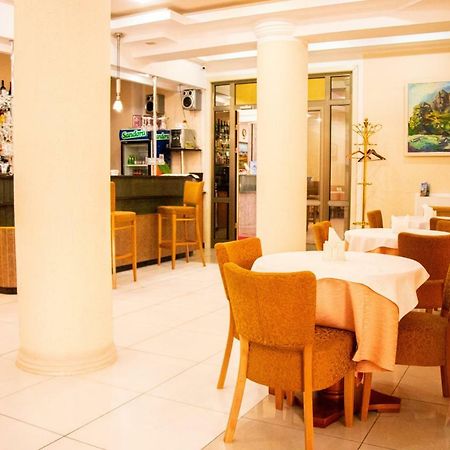 Altyn Dala Hotel อัสตานา ภายนอก รูปภาพ